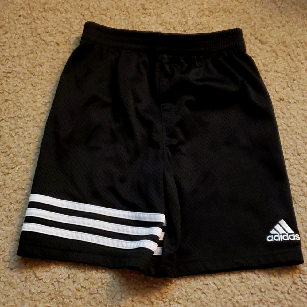 Boys black Adidas shorts S 5